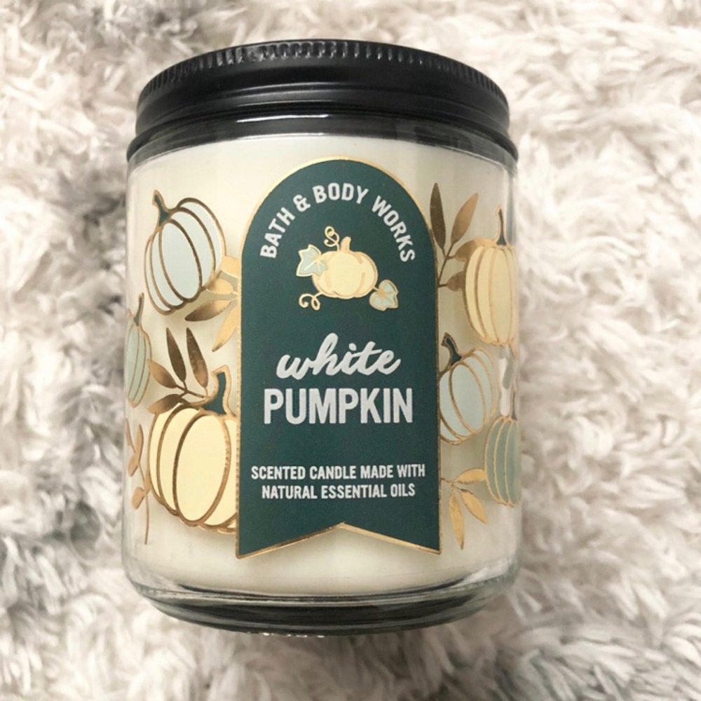 Bath & Body Works WHITE PUMPKIN CANDLE 7 oz / 198 g